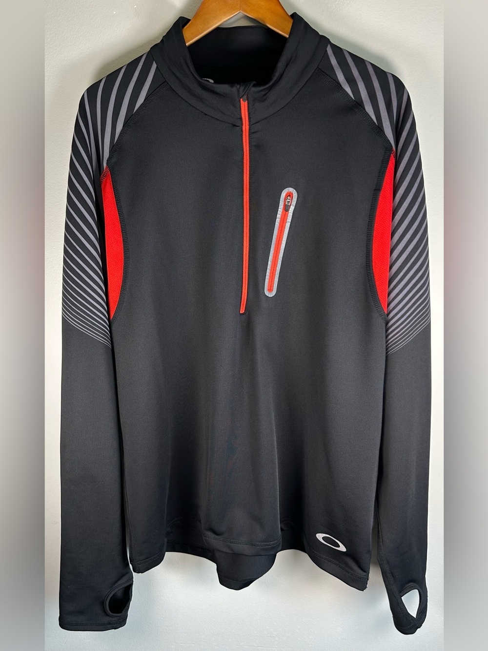 Oakley Men’s Sweater Pullover Sz XL 1/2 Zip Performance Athletic Racing Stripes